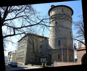 TTÜ arhitektuuriinstituut hakkab tegutsema Tallinna kolledži ruumides Tõnismäel. Ehitatud 1937, arhitekt H. V. Johanson. Fotod: TTÜ