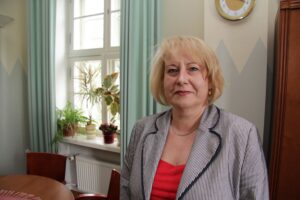 8-8 Katrin Luhaäär