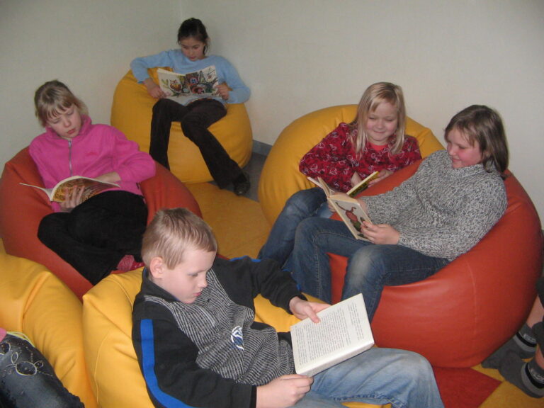 Tarvastu Gümnaasiumi lugemispesa