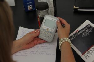 Vastamispult, millega õpilased saavad õpetajale kiiresti teada anda, kas kõik on arusaadav. 