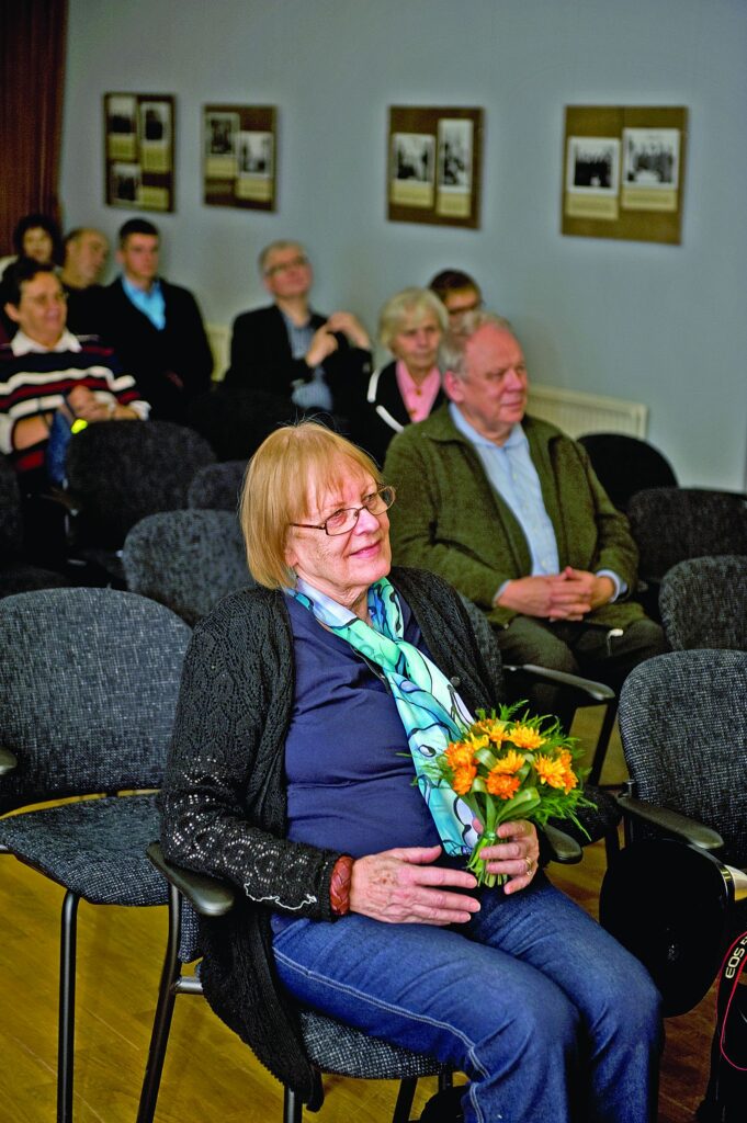 Helga Nõu möödunud nädalal Tartus kirjandusmuusemis, abikaasa juubelinäituse avamisel.