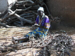 Eelmise külavanema lesk Mary. 