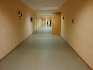 Lähte kooli teise korruse jalutuskoridor. Fotod: Kristel Rebane