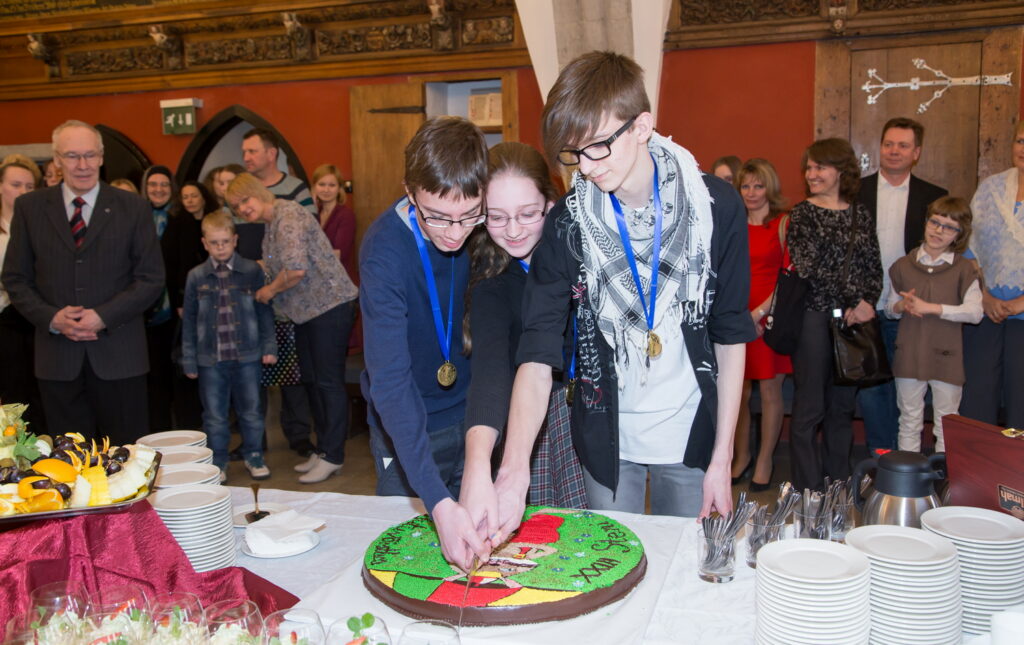 Mitusada uut muinasjuttu