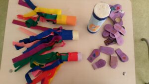 Õpilaste enda valmistatud rütmipillid. Foto: Kerttu Sepp