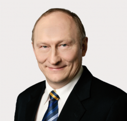 Jaak Aaviksoo asus TTÜ rektori ametisse