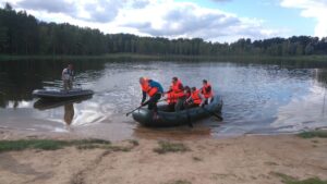 Paadisõit Arbi järvel kuulus maastikuvõistlusel osalejate lemmikülesannete hulka. Foto: erakogu