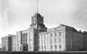 Vene-Balti laevatehase haldushoone Koplis, kust tulevane tehnikaülikool tulevase polütehnikumi n-ö välja puksis.