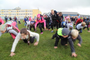 Hoidke alt! Siit see vägi tuleb! 