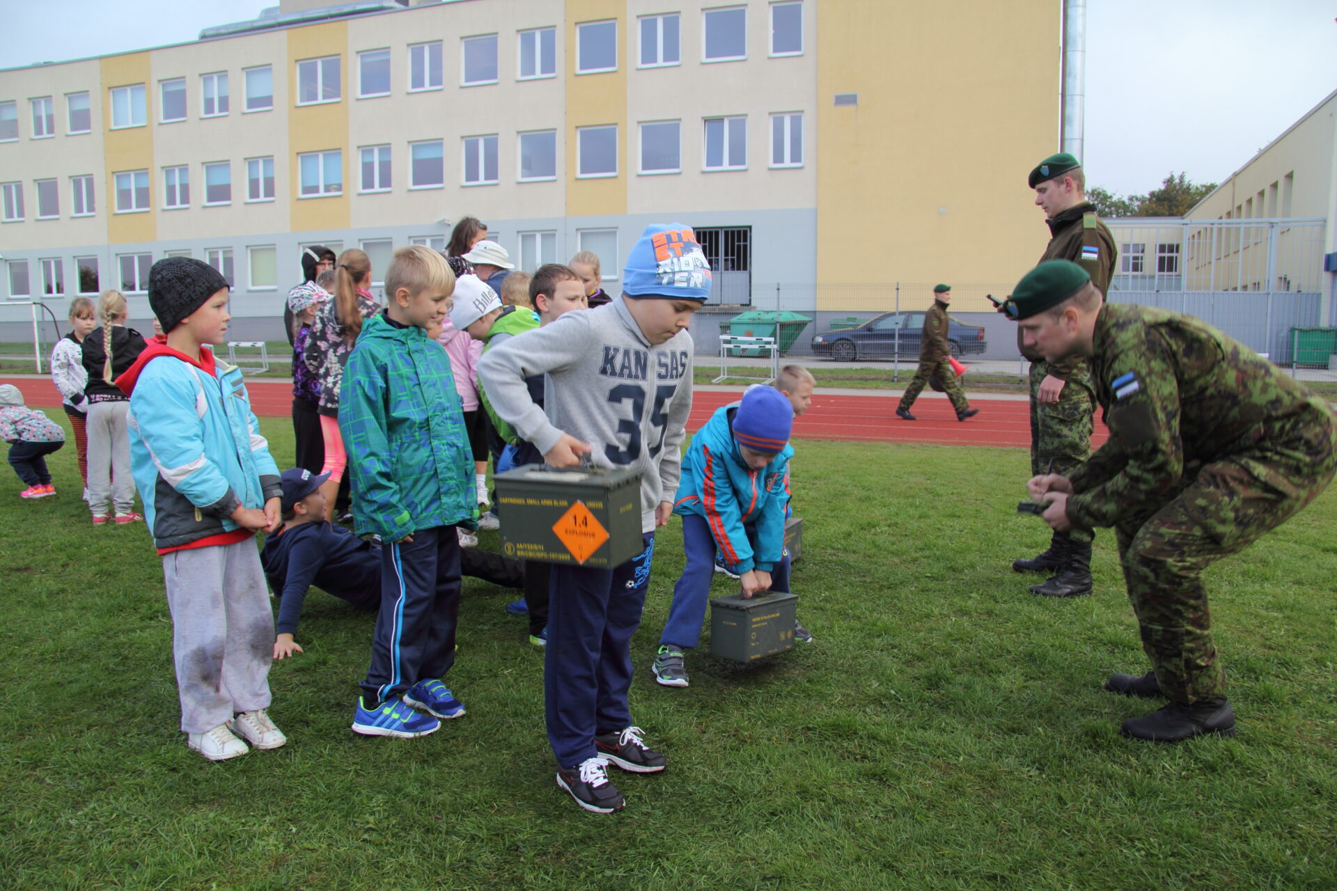 Tehke sama hästi nagu sõdur!