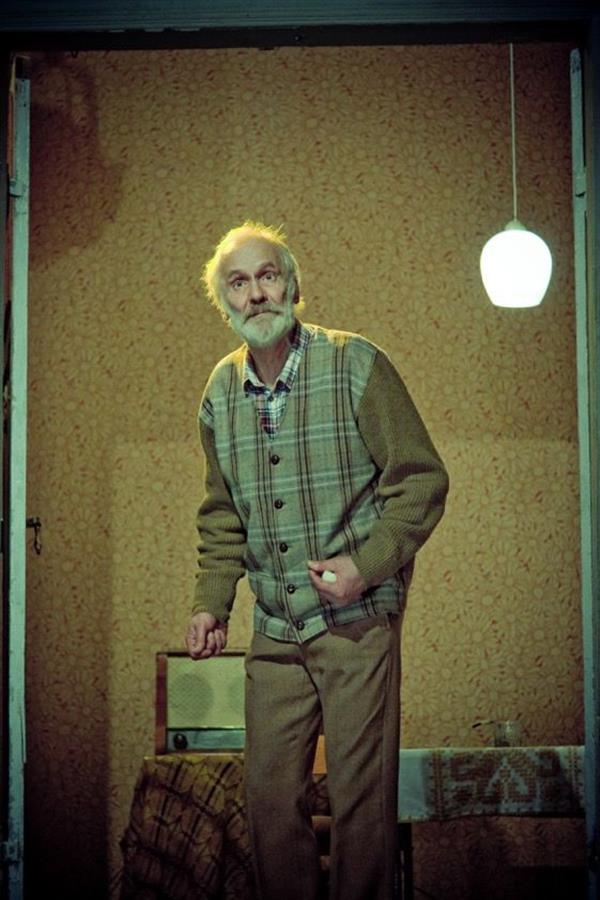 Tartu Uus Teater tähistab uuslavastusega näitleja Evald Aaviku juubelit