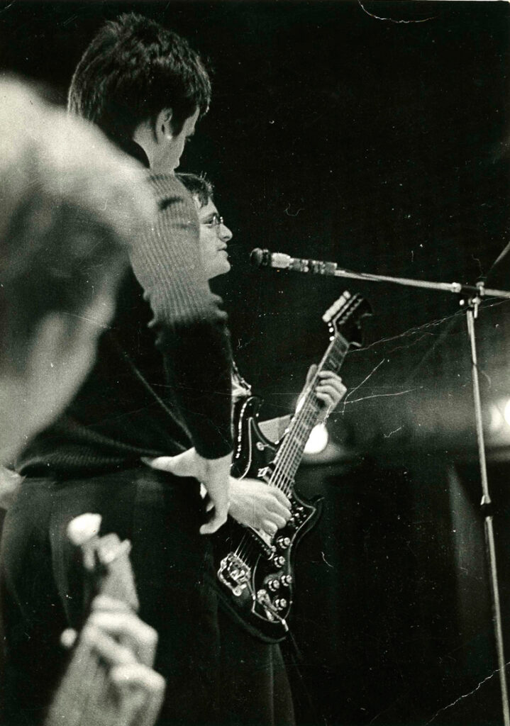 Hardi Volmer: Päratrustist Singer Vingerini. Genealoogiline vaatlus