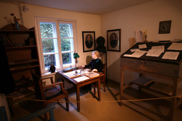 J. V. Jannseni kirjutustuba Koidula muuseumis. Foto: Indrek Aija