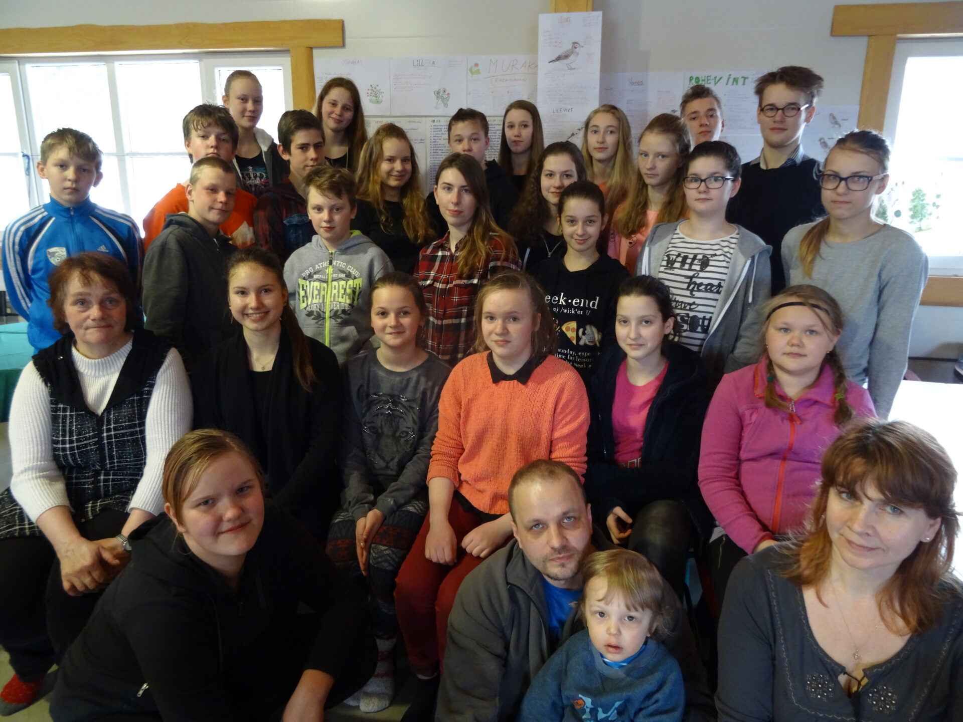 Lapsed jagasid laagris üksteisele teadmisi