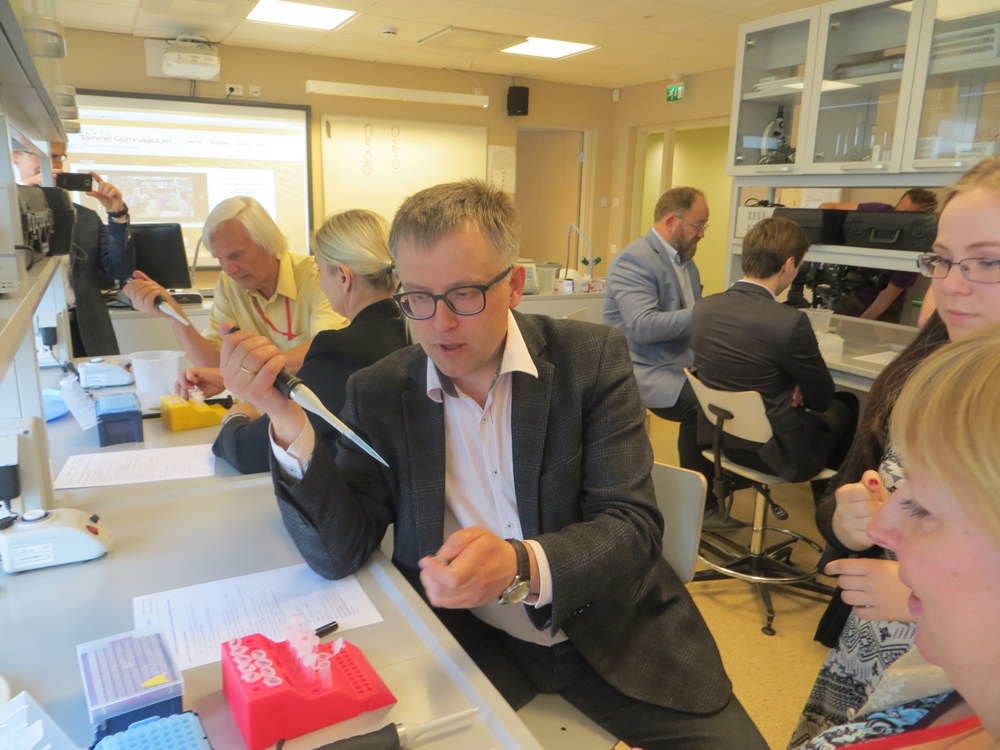 Pidulik praktikum Tamme gümnaasiumis