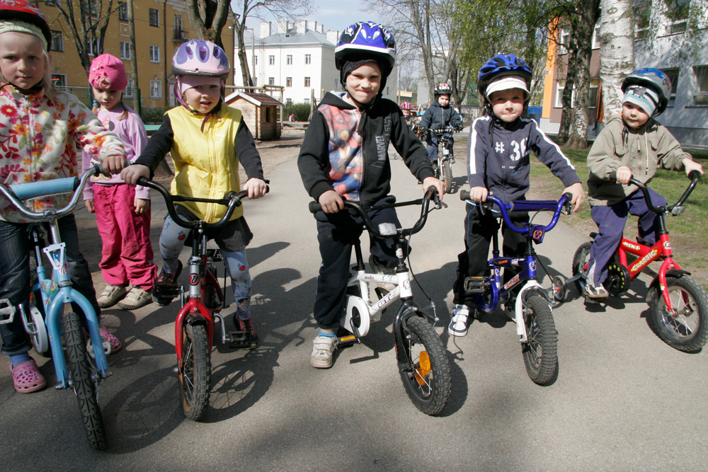 Mida suurem sagimine, seda parem. Siis on näha, et kõik liiguvad