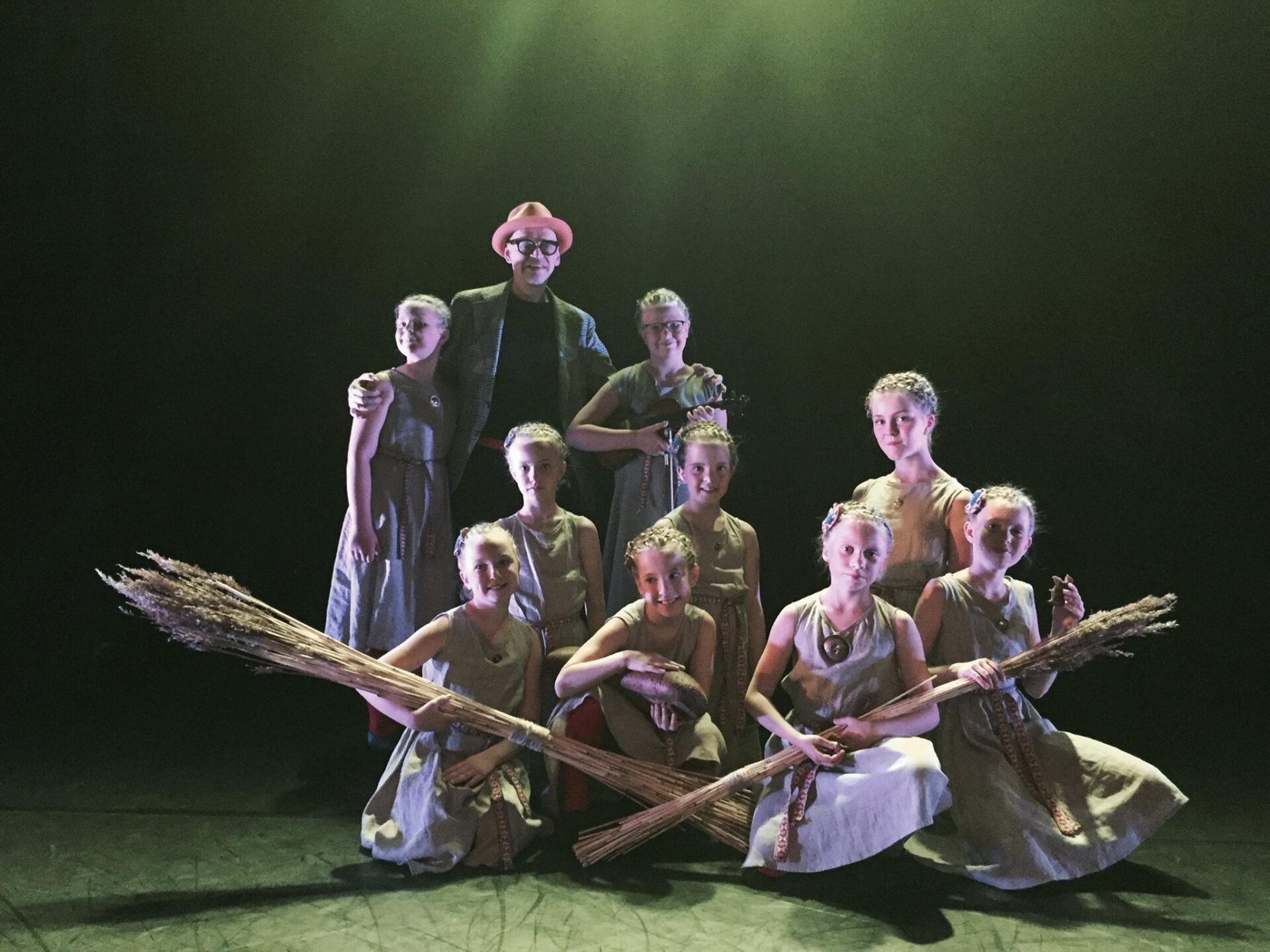 Eesti leiva uperkuut üle lahe lavale