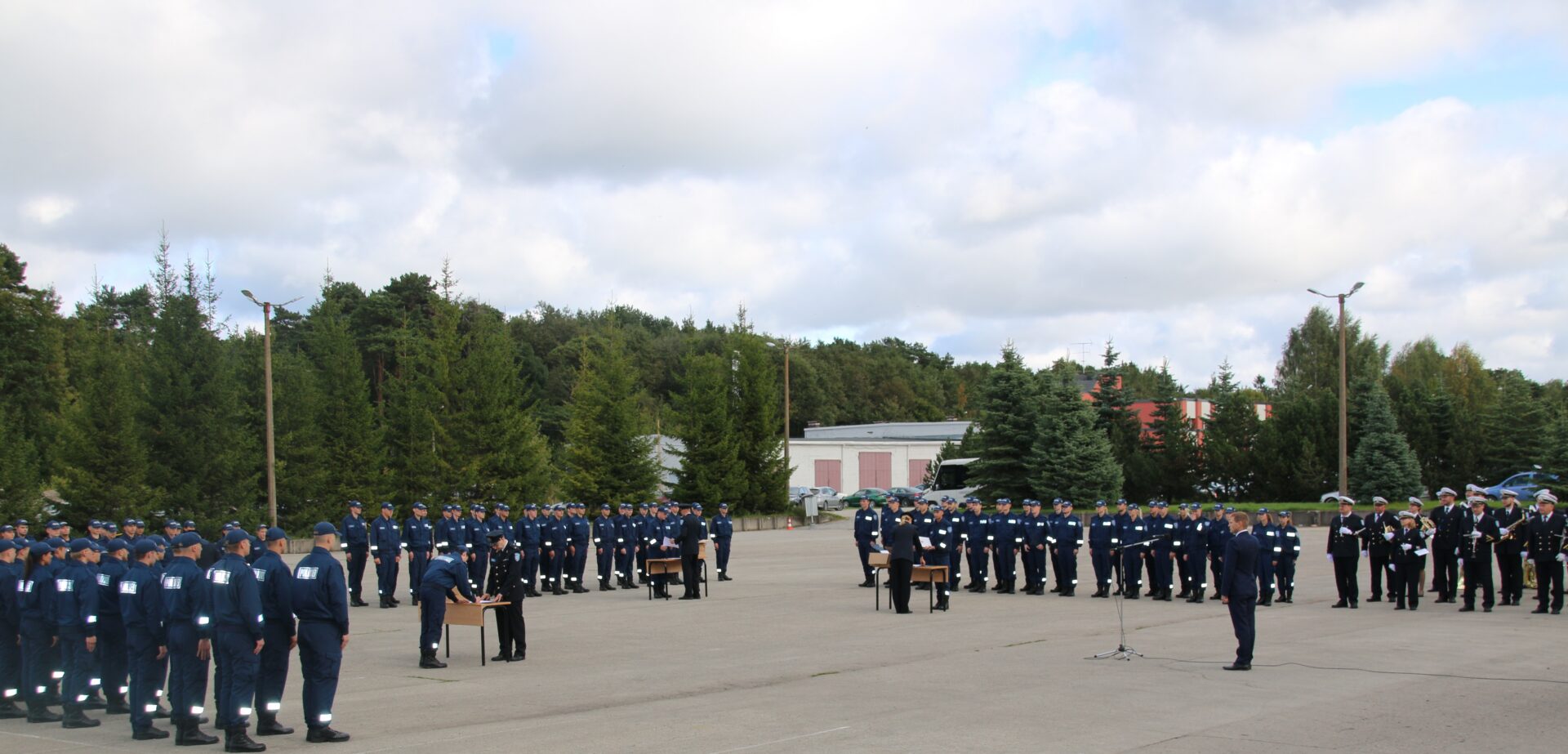 Sisekaitseakadeemia politsei- ja piirivalvekolledži esmakursuslased andsid ametivande
