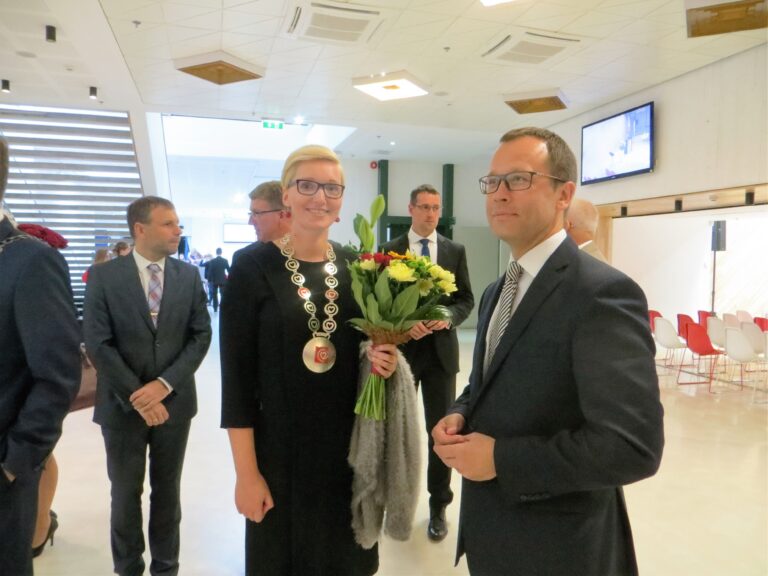 Tartu tervishoiu kõrgkooli rektor pühitseti ametisse. Foto: Sirje Pärismaa