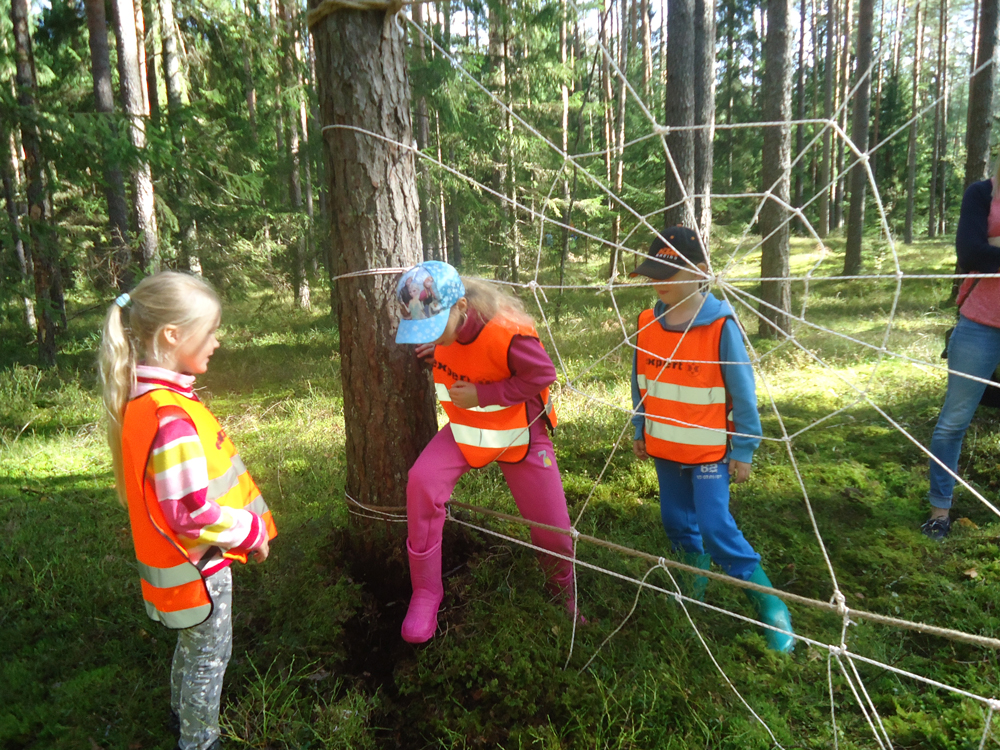 Lapsed nutiküürust vabaks