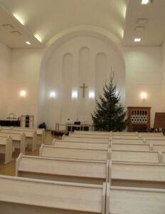 Mõnes spordisaalis on kaja isegi suurem kui kirikus. Võimlas pole see mõistagi uhkus, vaid õnnetus. Foto: Raivo Juurak