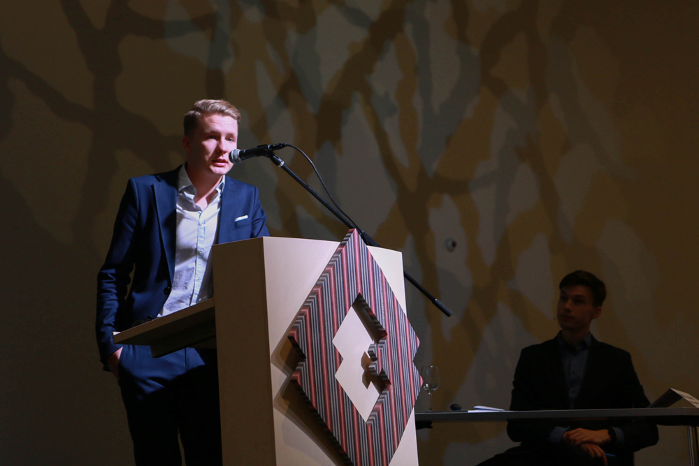 MÕK-i uskujad nakatasid kolleege