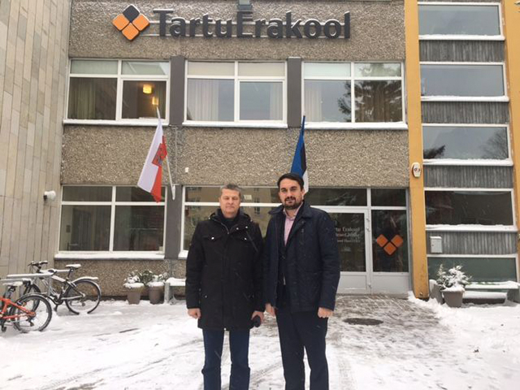 Omavalitsused ja erakoolid teevad konstruktiivset koostööd