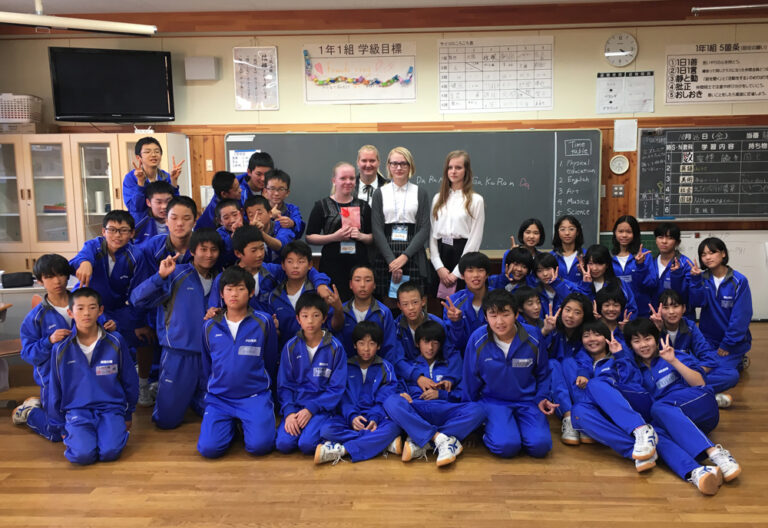 Andres Särev koduses miljöös. Foto: Eesti teatri- ja muusikamuuseum