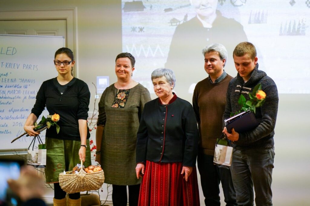 Anu Raua stipendiumi vääriliseks kuulutati kaks tudengit