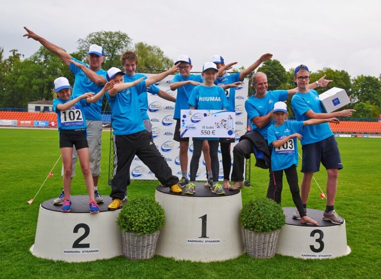 Käina kooli-Emmaste põhikooli ühendvõistkond. Foto: Ülo Josing (ERR)