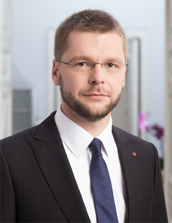 Riik ulatab noortele õppima ja tööle asumiseks abikäe