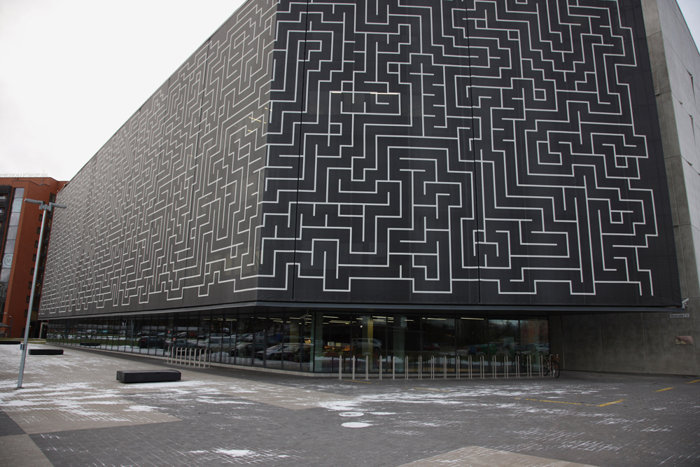 Noora kutsub õppima ja uurima