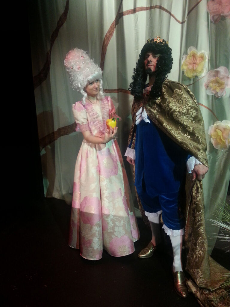 Lastega koos seitsme maa ja mere taha