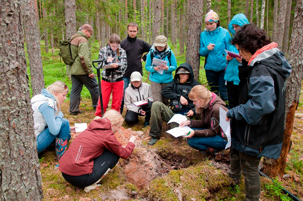 Me kasvatame metsa teadmiste ja südamega!