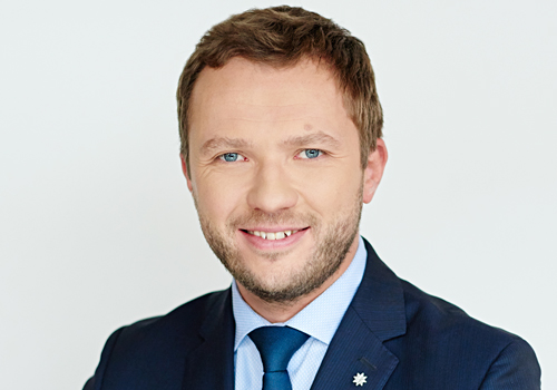 Isamaaline haridus  ja huvitegevus tuleb viia iga nooreni