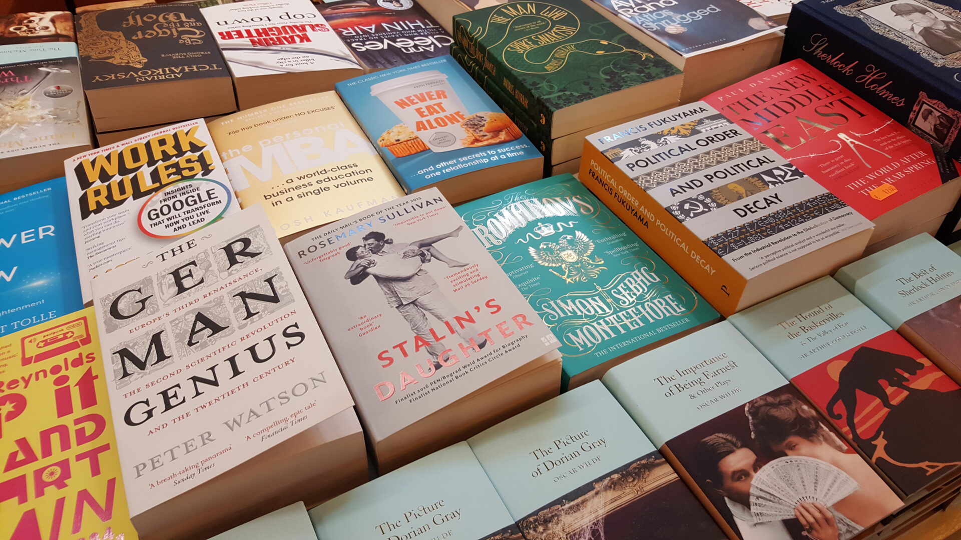 Põnevad aruteluõhtud „Tõlkes kaduma läinud?” juba homme Tallinna ja Tartu Rahva Raamatus