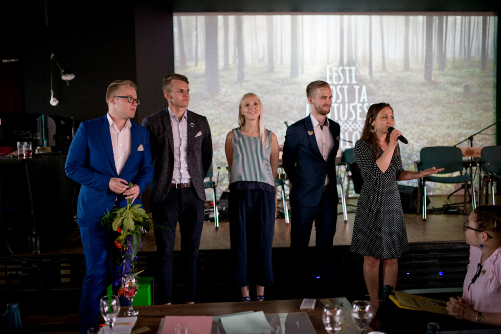 Noored esseistid mõtestasid Eesti lugu