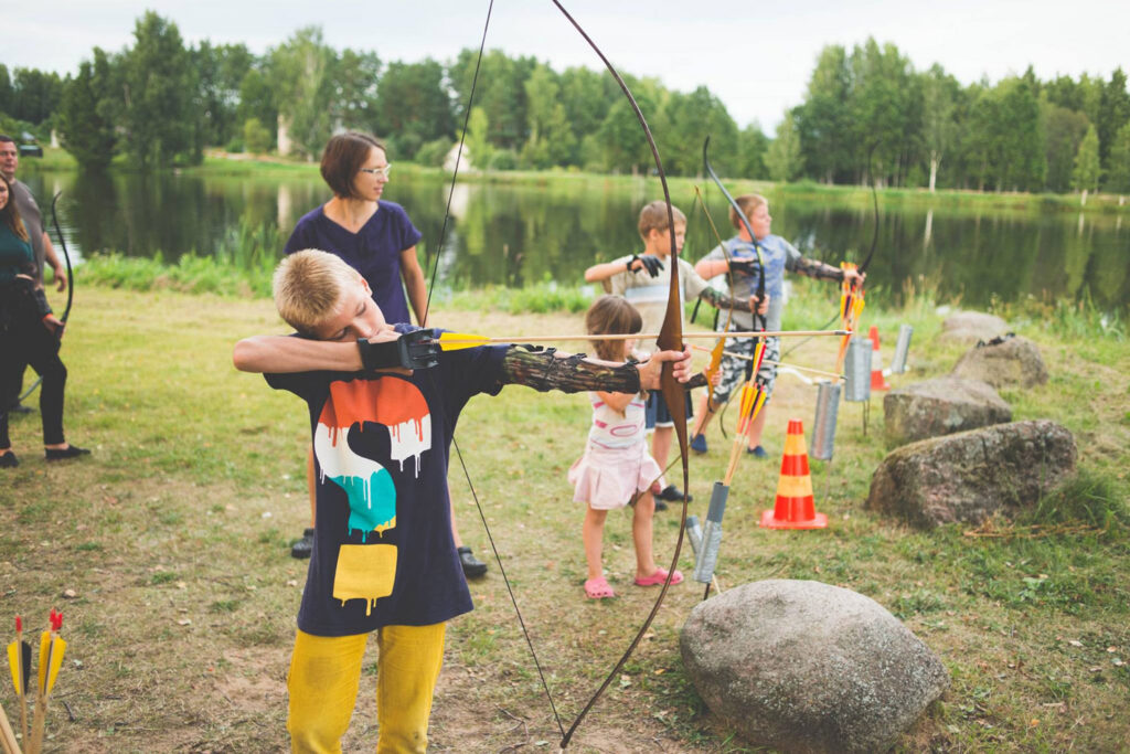 Tuul purjedesse, droonid taevasse