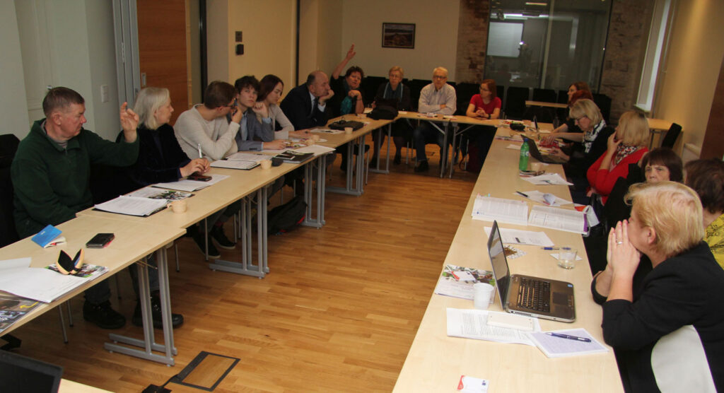 On aeg gümnaasium ja kutsekool ühe katuse alla viia