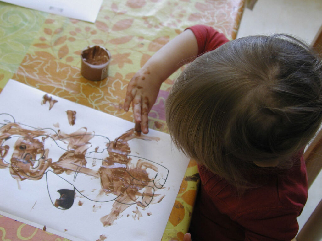 Puuetega lapsed võivad jääda valitsuse rahamängude rataste vahele