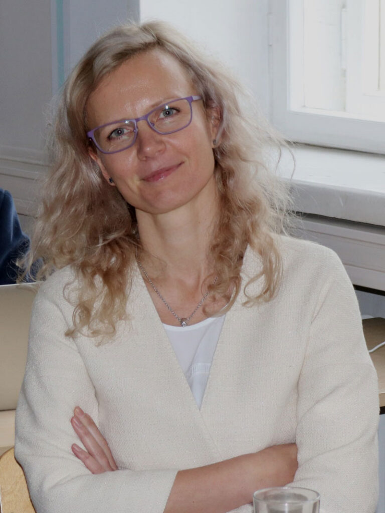 Kolm küsimust haridusteaduste instituudi juhatajale