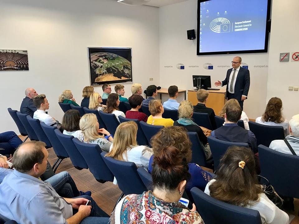 Eesti vene õppekeelega koolide õpetajate ja õpilaste õppereis Brüsselisse