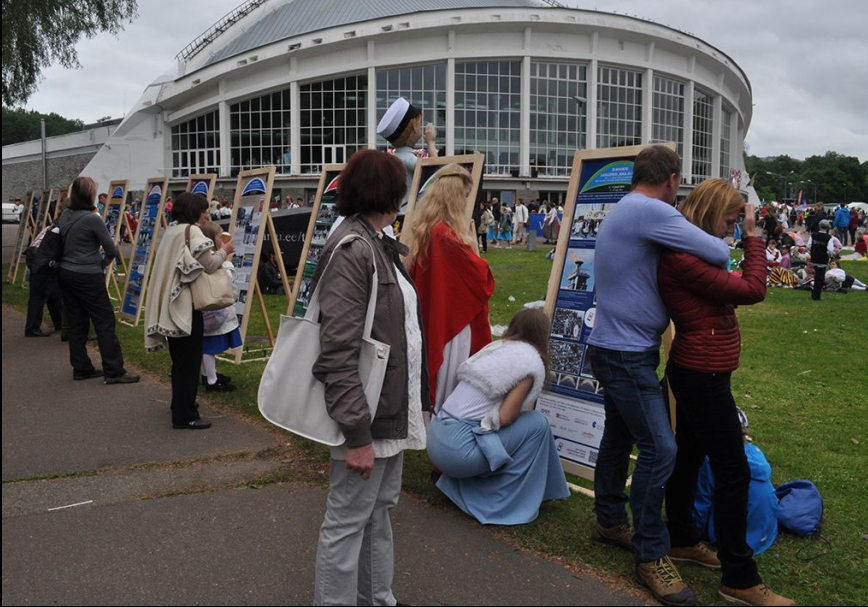 Laulupeonäitus Tartu koolides