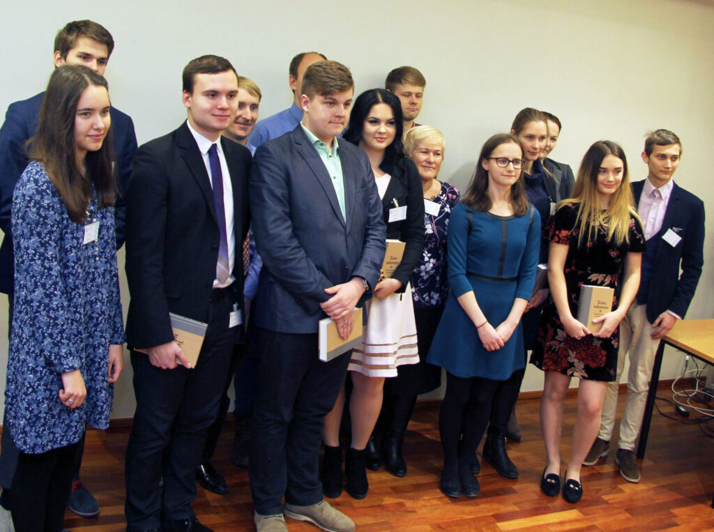 Noored annavad tuld populismi pihta