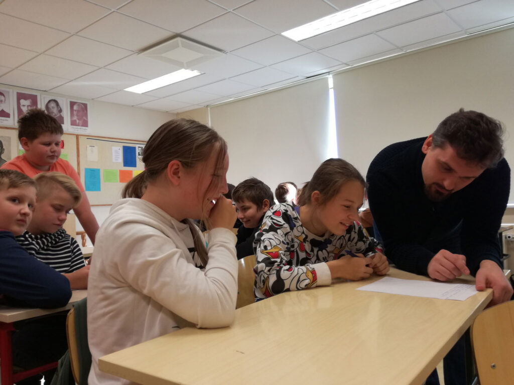 VAT Teatri dialoogid õpilaste ja õpetajatega