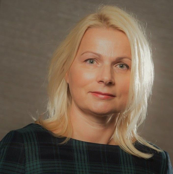 Mis toimub? Vastab Toila gümnaasiumi direktor Signe Ilmjärv