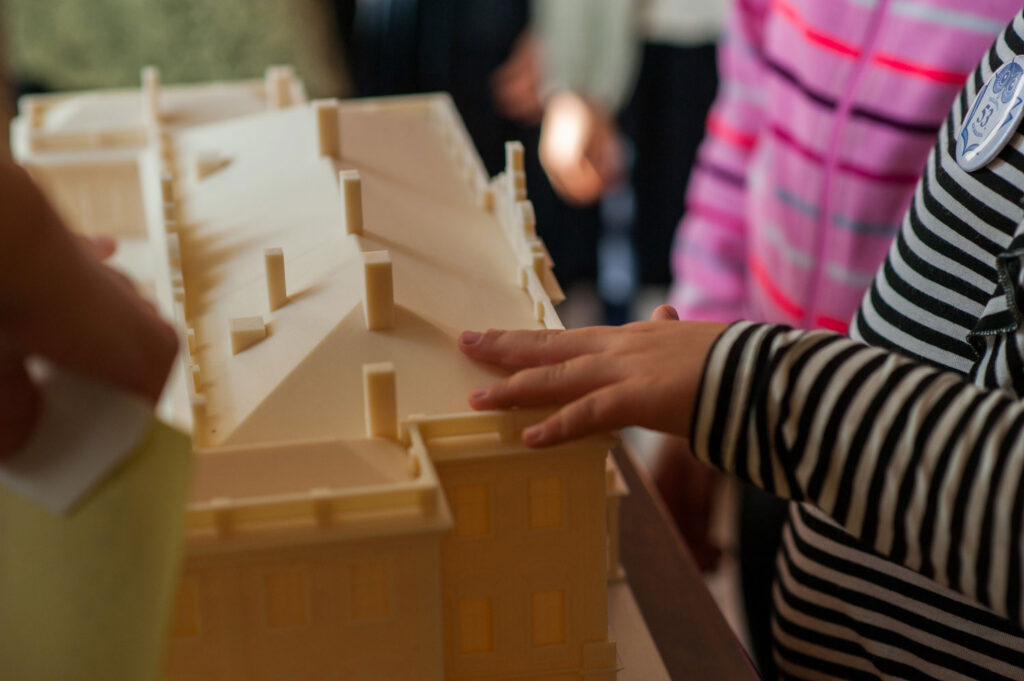 Eesti Kunstimuuseum puudutab