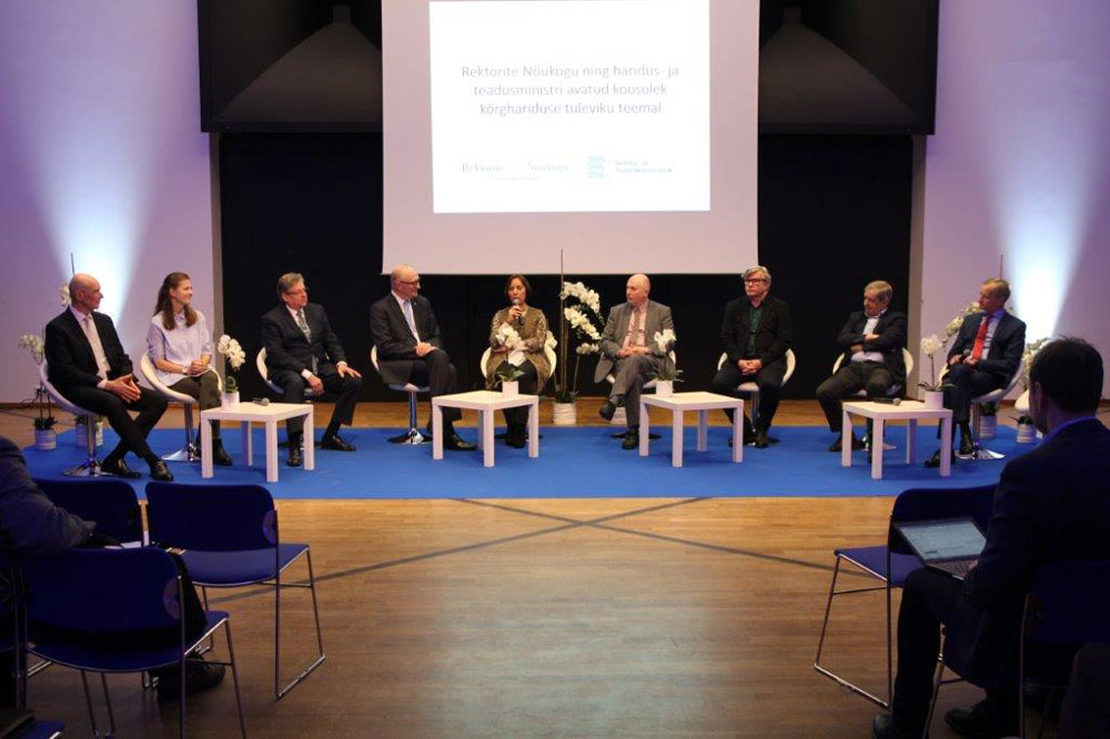 Ülikoolid vanaviisi enam ei jõua