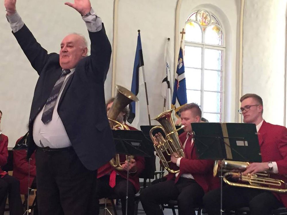 Noored eelistavad pillipuhumise asemel ekraani näppida