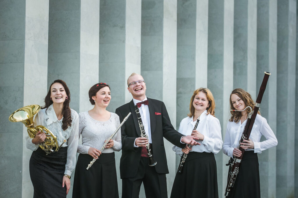 Kontserdisari „Teekond” Eesti raudteejaamades